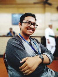 Portrait of young man wearing eyeglasses