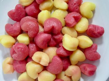 Close-up of fruits in bowl