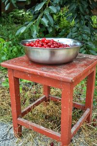 Close-up of strawberries in bowl on table