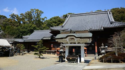 Pilgrimage on the way to the 88 temples in shikoku