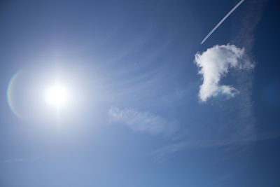 Low angle view of vapor trail in sky