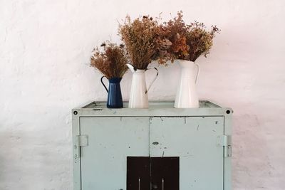 Close-up of white flowers