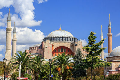 View of mosque against sky