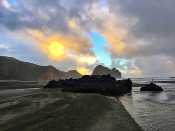 Scenic view of sea against sky