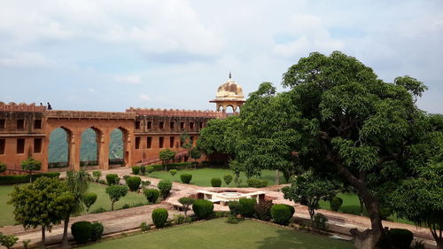 View of historical building against cloudy sky