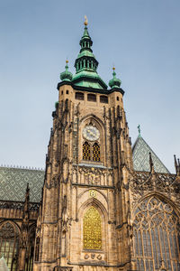 The metropolitan cathedral of saints vitus, wenceslaus and adalbert