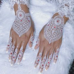 White henna wedding