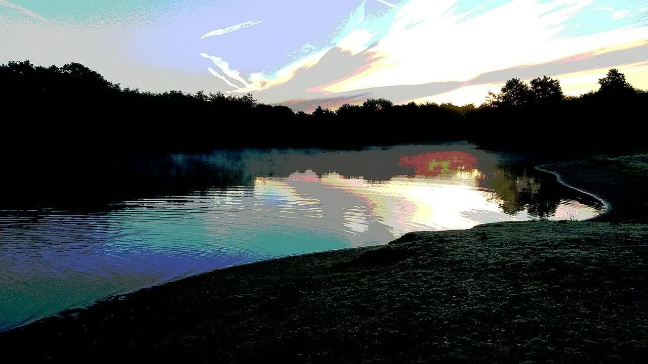 water, reflection, lake, silhouette, tranquil scene, tranquility, tree, sunset, scenics, beauty in nature, sky, nature, sun, sunlight, river, lakeshore, idyllic, calm, rippled, clear sky