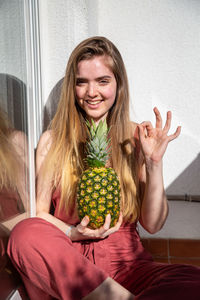 Portrait of a smiling young woman