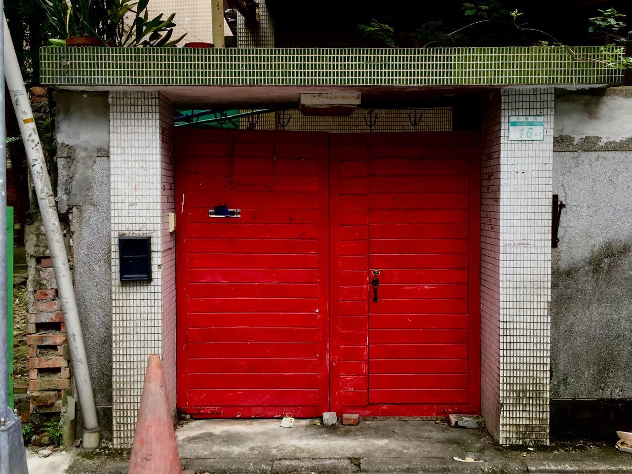 CLOSED DOOR OF BUILDING