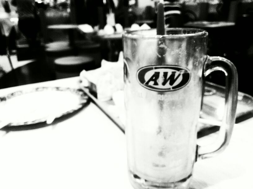 drink, close-up, refreshment, focus on foreground, food and drink, table, still life, cold temperature, drinking glass, freshness, indoors, glass - material, selective focus, coffee cup, coffee - drink, day, incidental people, no people, frothy drink, alcohol