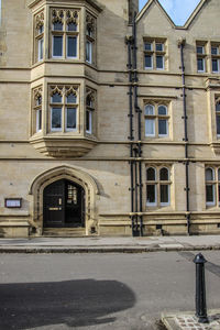 Oxford law school 