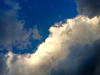 Low angle view of cloudy sky