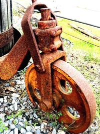 Close-up of rusty chain