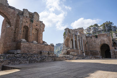 The famous greek theater of taormina