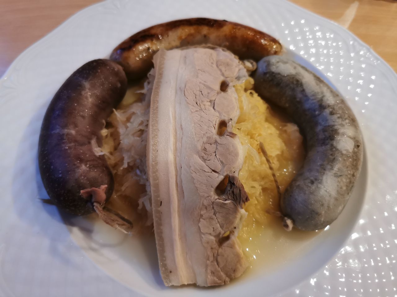 HIGH ANGLE VIEW OF MEAL SERVED ON TABLE