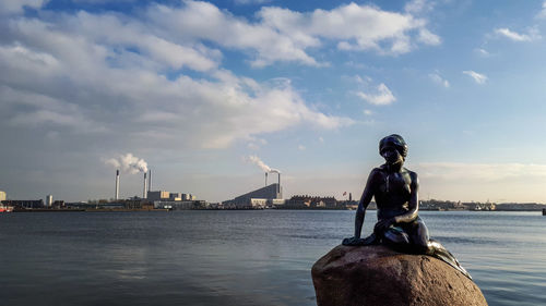 Panoramic view of sea against sky