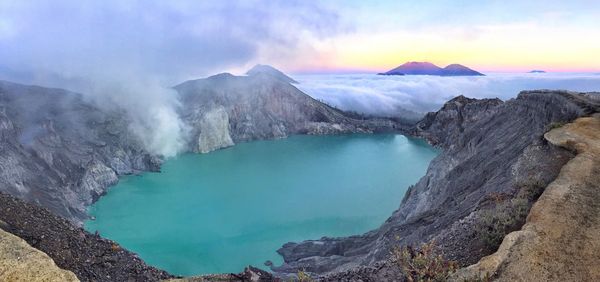 Panoramic view of lake and mountains