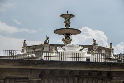 Fountain in boboli gardens