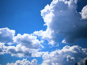 Low angle view of clouds in sky