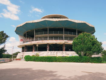 Built structure by building against sky