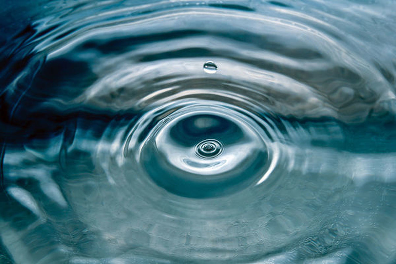 CLOSE-UP OF WATER DROP