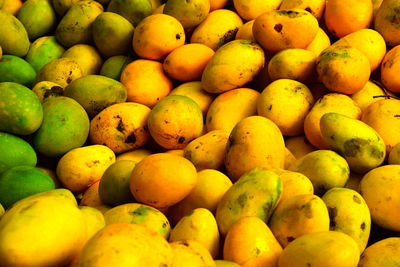 Full frame shot of mangoes