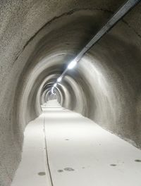 Illuminated tunnel