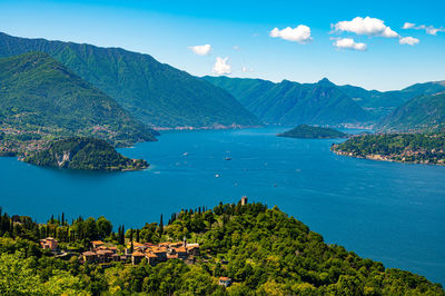 Photo of lake como, showing varenna, bellagio, castello di vezio, punta balbianello.