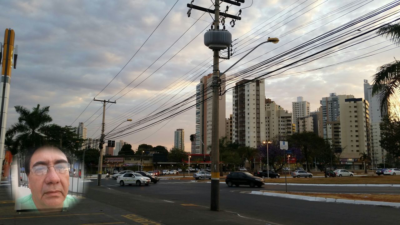 PEOPLE ON CITY STREET