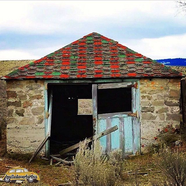 building exterior, architecture, built structure, house, window, sky, residential structure, brick wall, residential building, old, barn, cloud - sky, door, cloud, day, outdoors, exterior, no people, abandoned, roof