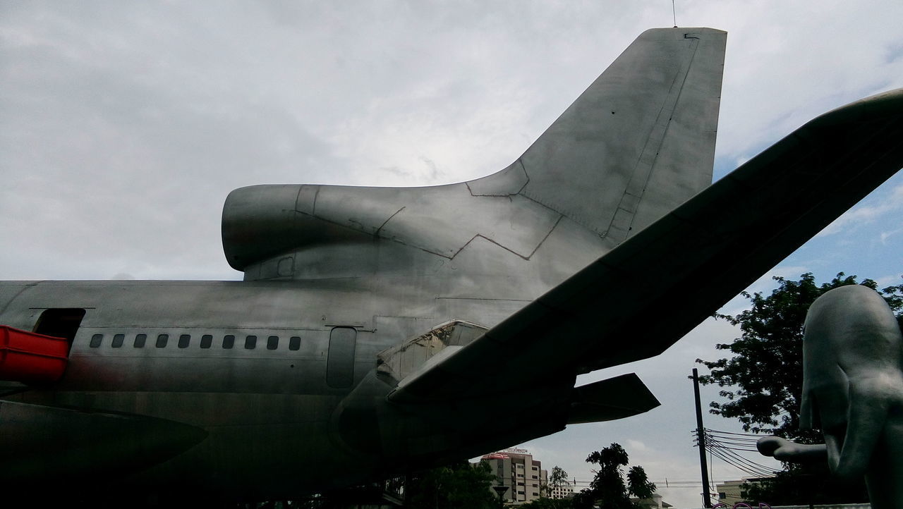 LOW ANGLE VIEW OF AIRPLANE