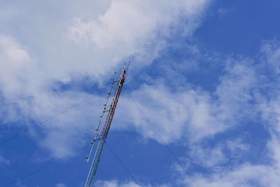 Radio mast against sky