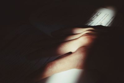 Close-up of woman hand