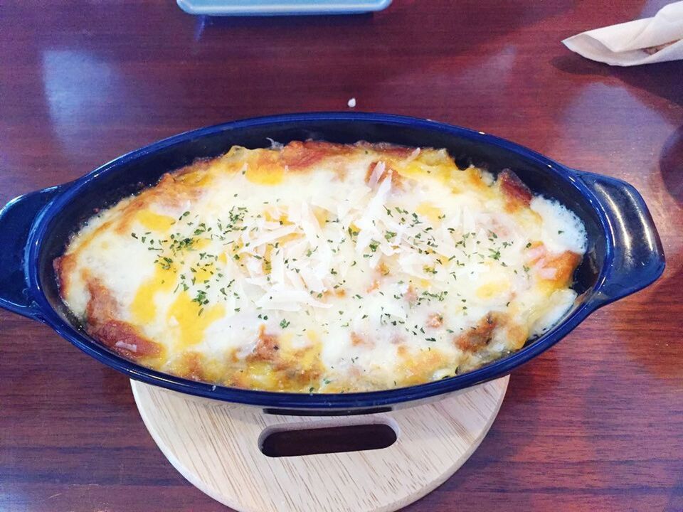 CLOSE-UP OF MEAL SERVED ON TABLE