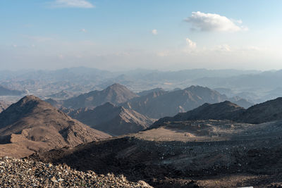 United arab emirates mountains view form wadi al qor to buraq dam highest place around 800 meters