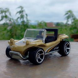 land vehicle
