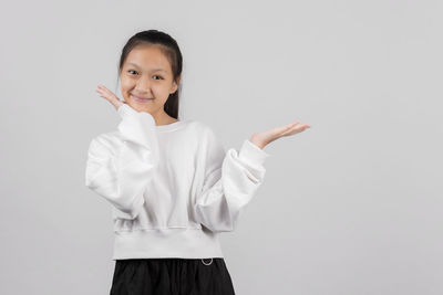 Portrait of a smiling young woman