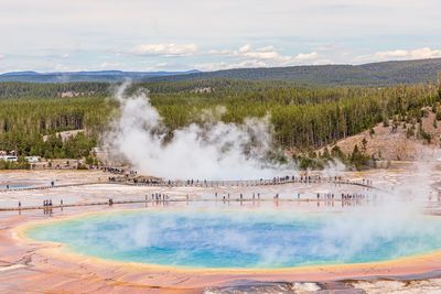 Grand prismatic spring at yellowstone's midway geyser basin