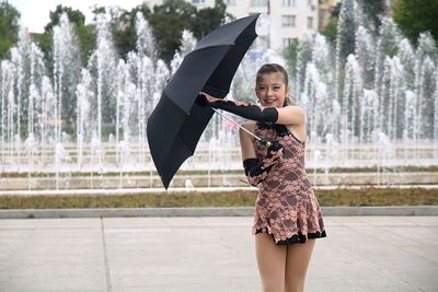 Skating in the rain - urban photo session
