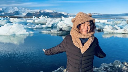 Judy in iceland jokulsarlon