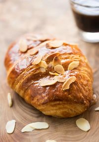 Close-up of bread on cutting board