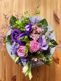 Close-up of rose bouquet on table