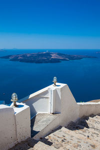 Typical alleys of the beautiful cities of santorini island