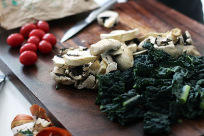 Close-up of mushrooms on cutting board