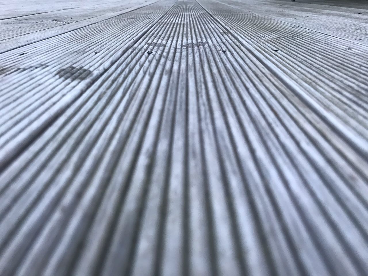 FULL FRAME SHOT OF PATTERNED METAL