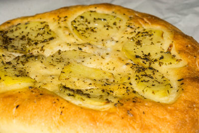 Close-up of fresh sliced bread in plate