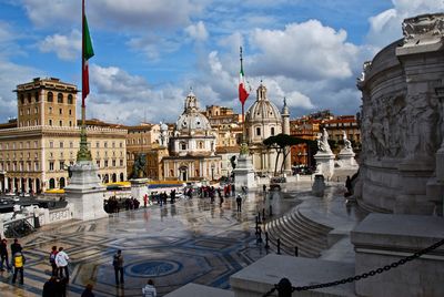 Altare della patria against cloudy sky