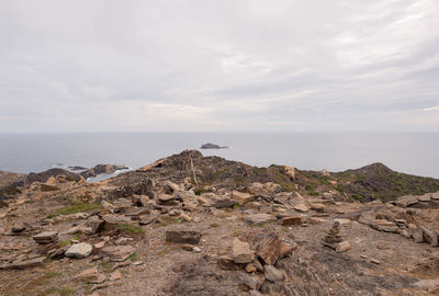 Scenic view of cloudy sky over sea