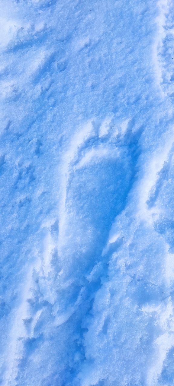 backgrounds, blue, azure, sky, full frame, winter, cold temperature, snow, white, no people, nature, beauty in nature, environment, scenics - nature, cloud, day, freezing, ice, pattern, textured, outdoors, frozen, abstract, idyllic